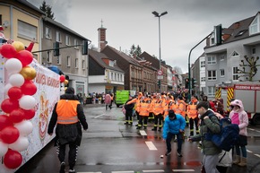 FW LK Neunkirchen: Neunkircher Feuerwehr auch an Rosenmontag im Einsatz