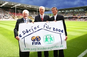 ODDSET: ODDSET stiftet Werbebanden in WM-Stadien an SOS-Kinderdörfer