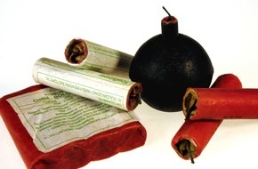 Hauptzollamt Heilbronn: HZA-HN: Zoll warnt vor gef&auml;hrlichem Feuerwerk aus dem Ausland - Schon beim Kauf auf Sicherheit achten