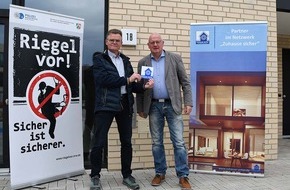 Polizei Steinfurt: POL-ST: 50. Plakette "Zuhause sicher" für den Wohnungsverein Rheine eG