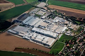 Skoda Auto Deutschland GmbH: Erfolgreich aus Tradition: 80 Jahre SKODA Werk Kvasiny (FOTO)