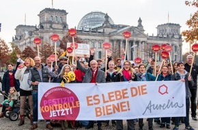 www.pestizidkontrolle.de: "Bundesregierung verschleppt den Bienenschutz" / Aurelia-Vorstand Thomas Radetzki mahnt vor Bundestagsausschuss mangelhafte Risikoprüfungen bei Pflanzenschutzmitteln an