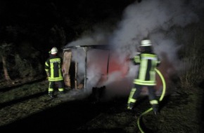 Polizeiinspektion Northeim: POL-NOM: Gartenlaube zwischen Uslar und Dinkelhausen in Brand gesteckt