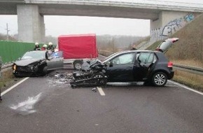 Polizei Wolfsburg: POL-WOB: Danndorf - Schwerer Verkehrsunfall auf der B 188