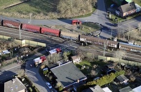 Bundespolizeiinspektion Flensburg: BPOL-FL: Brokstedt -Defekte Bremsen am Güterzug verursachen Böschungsbrand