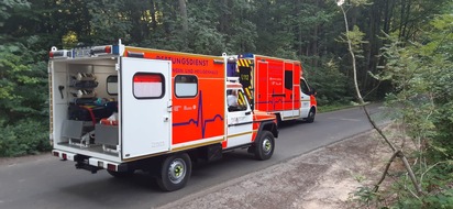 Feuerwehr Ratingen: FW Ratingen: 01.08.20 Rettungsdiensteinsatz in unwegsamen Gelände