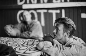 KonTent Champion: A Day With David Bowie: Ausstellung aus L.A. kommt in den Pineapple Park nach München