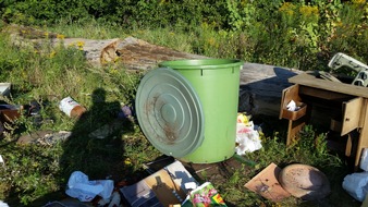Polizeiinspektion Hildesheim: POL-HI: Müllablagerung an der alten B3