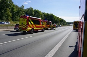 Feuerwehr Ratingen: FW Ratingen: Verkehrsunfall mit 8 beteiligten Fahrzeugen auf der BAB 3