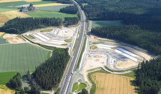 VEDA - Vereinigung Deutscher Autohöfe e.V.: Ramsauers Verkehrsministerium: Rastanlagen in staatlicher Konzession schröpfen Autofahrer und Steuerzahler / Vier bayerischen Autohöfen platzt wegen überflüssigen Raststätten-Neubauten der Kragen ...