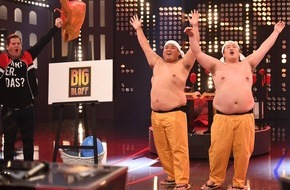 SAT.1: Wahr oder falsch? In der neuen SAT.1-Comedy-Show "Big Blöff" stellen Bülent Ceylan, Chris Tall, Paul Panzer und Martin Rütter verrückte Behauptungen auf - am Ende gewinnt immer das Publikum