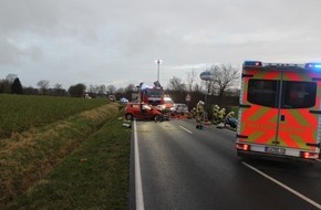 Polizei Coesfeld: POL-COE: Lüdinghausen, Selmer Straße / Verkehrsunfall mit zwei verletzten Personen