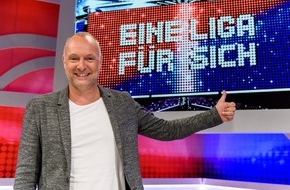 Sky Deutschland: Frank Buschmann in den Startlöchern: Drehstart der vierten Staffel "Eine Liga für sich - Buschis Sechserkette" ab 6. Juli in Köln