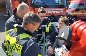 Freiwillige Feuerwehr Selfkant: FW Selfkant: 16 neuen Atemschutzgeräteträger für die Feuerwehr
