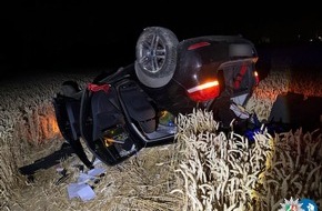 Polizei Duisburg: POL-DU: M&uuml;ndelheim: Auto &uuml;berschlug sich