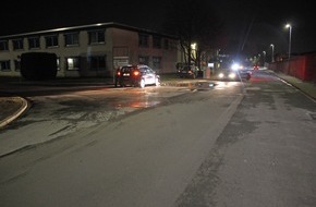 Polizei Mettmann: POL-ME: Verkehrsunfall mit hohem Sachschaden - Ratingen - 2002013
