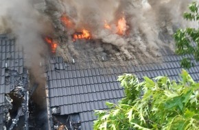 Polizei Mettmann: POL-ME: Dachstuhlbrand: Polizei ermittelt zur Brandursache - Velbert - 2205132