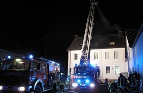 Feuerwehr der Stadt Arnsberg: FW-AR: Rauch im Keller entpuppt sich als Rußbrand im Schornstein