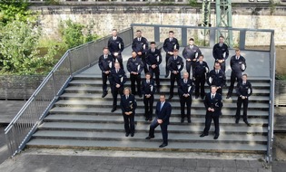 Polizei Wuppertal: POL-W: W/RS/SG- 75 Polizeibeamtinnen und -beamte treten ihren Dienst beim Polizeipräsidium Wuppertal an