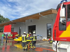 Paul Müller GmbH macht Einsatzkräfte fit für Unfälle mit Elektrofahrzeugen