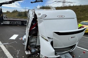 Autobahnpolizeiinspektion: API-TH: Ein Wohnanhänger auf Abwegen auf der A4