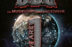 Presse- und Informationszentrum der Streitkräftebasis: Das Musikkorps der Bundeswehr und die Heavy Metal Formation U.D.O. veröffentlichen gemeinsame CD "We Are One" am 17. Juli