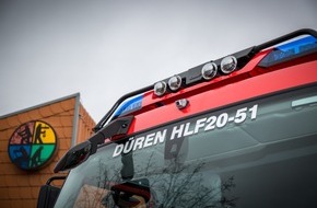 Feuerwehr D&uuml;ren: FW D&uuml;ren: Brand in Einzelhandelsgesch&auml;ft