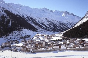 Alpinarium Galtür Dokumentation GmbH: Begegnungen am Berg - Alpinarium Galtür erörtert künftigen Umgang mit Restrisiko im alpinen Raum