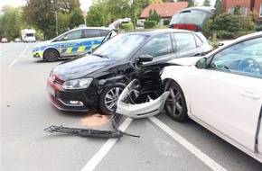 Kreispolizeibehörde Herford: POL-HF: Verkehrsunfall mit Personenschaden- Polo übersehen