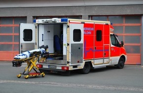 Feuerwehr Iserlohn: FW-MK: Feuerwehr stellt neuen Rettungswagen in Dienst