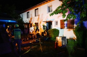 Feuerwehr Pulheim: FW Pulheim: N&auml;chtlicher Brand einer Sp&uuml;lmaschine