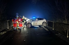 Polizei Coesfeld: POL-COE: Olfen, K8/ Unfall auf der Steverbrücke