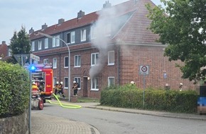 Kreisfeuerwehrverband Rendsburg-Eckernförde: FW-RD: Feuerwehr rettet 3 Katzen nach Zimmerbrand in Schacht-Audorf