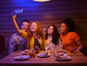 AIDA Pressemeldung: AIDA Reisetrends 2026: j&uuml;nger, gemeinsamer, n&auml;her: Trends im Reisejahr 2026 im &Uuml;berblick: