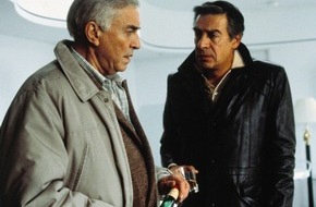 TELE 5: Hellmuth Karasek: "Bis zur Mia-Farrow-Affäre hat Woody Allen sein Privatleben perfekt abgeschottet"