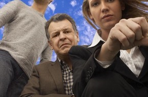 ProSieben: Neuer US-Serienhit "Fringe - Grenzfälle des FBI" von Erfolgs- produzent J.J. Abrams auf ProSieben