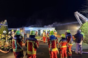 Kreisfeuerwehrverband Segeberg: FW-SE: Geb&auml;udebrand in Kaltenkirchen