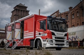 Feuerwehr Bremen: FW-HB: Zwei neue, wichtige Einsatzfahrzeuge für die Feuerwehr Bremen