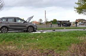 Feuerwehr Pulheim: FW Pulheim: Auffahrunfall in Sinnersdorf - Zwei Verletzte