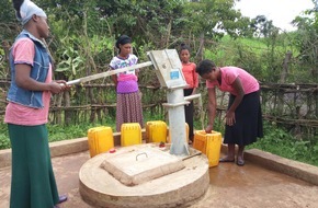 Stiftung Menschen für Menschen: Sichere Wasserversorgung dank IoT-Daten / Stiftung Menschen für Menschen ruft das Projekt Waterwatch in Äthiopien ins Leben