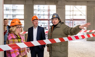 Kolping Deutschland gGmbH: Wegner besichtigt Baustelle des Kolping Azubi- und Jugendwohnens in Berlin-Mitte