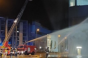 Feuerwehr Datteln: FW Datteln: Brandmeledeanlage detektiert Trafobrand im Kraftwerk