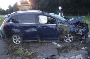 Polizei Düren: POL-DN: Schwerer Verkehrsunfall in Raffelsbrand