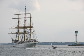 Deutsche Marine - Bilder der Woche: Auf &quot;Zeitreise&quot; mit der &quot;Gorch Fock&quot;