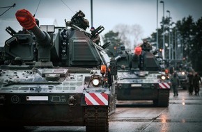 PIZ Ausrüstung, Informationstechnik und Nutzung: Bundeswehr erhält weitere zwölf Panzerhaubitzen: Ersatzbeschaffungen des BAAINBw laufen weiter