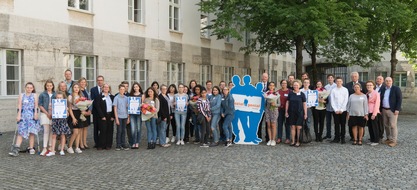 Stiftung Aktive Bürgerschaft: Stiftung Aktive Bürgerschaft zeichnet fünf Schulen für ihre Verknüpfung von Engagement und Lernen aus / Experten diskutierten aktuelle Trends von Service Learning