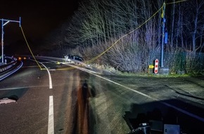 Freiwillige Feuerwehr Menden: FW Menden: Nächtlicher Verkehrsunfall