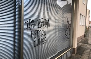 Polizeidirektion Landau: POL-PDLD: Landau, Moltkestraße, 26./29.9.2019
Sachbeschädigung, Graffiti