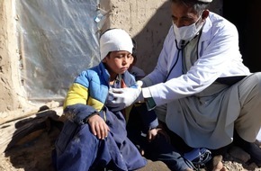 Johanniter Unfall Hilfe e.V.: Afghanistan: Hilfe nach dem Erdbeben / Johanniter versorgen Verletzte und leisten Winterhilfe