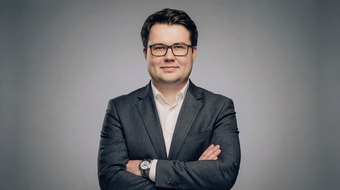 Novist GmbH: KI spart keine Zeit, wenn das Chaos bleibt: Warum Kanzleien zuerst ihr Wissen strukturieren m&uuml;ssen